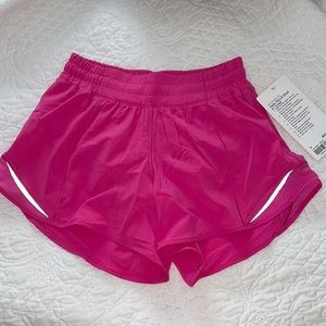 Lululemon Sonic Pink Hotty Hots